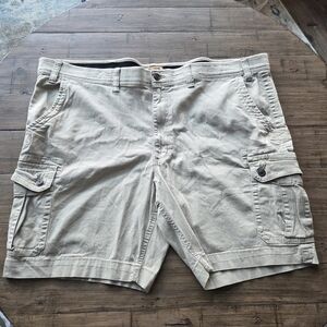 The Foundry Supply Co. Khaki Cargo Shorts Mens Size 54